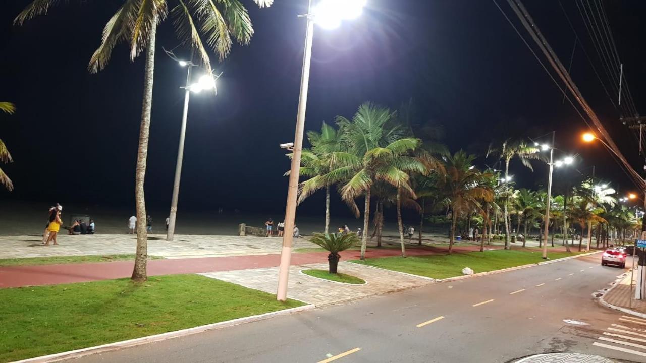 Apto Pe Na Areia Ar Condicionado Internet Estacionamento Portaria 24H Apartment Praia Grande  Luaran gambar